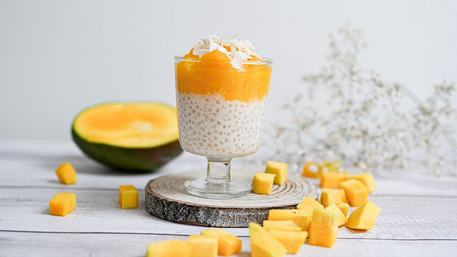 Pudink s tapiokou a mangem