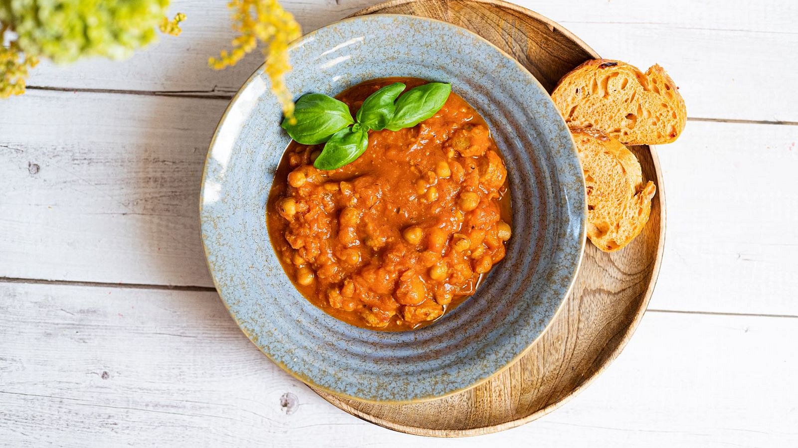 Dýňový guláš s cizrnou