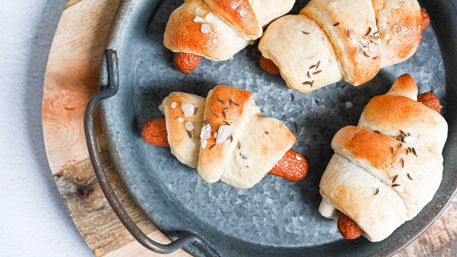 Párek v těstíčku