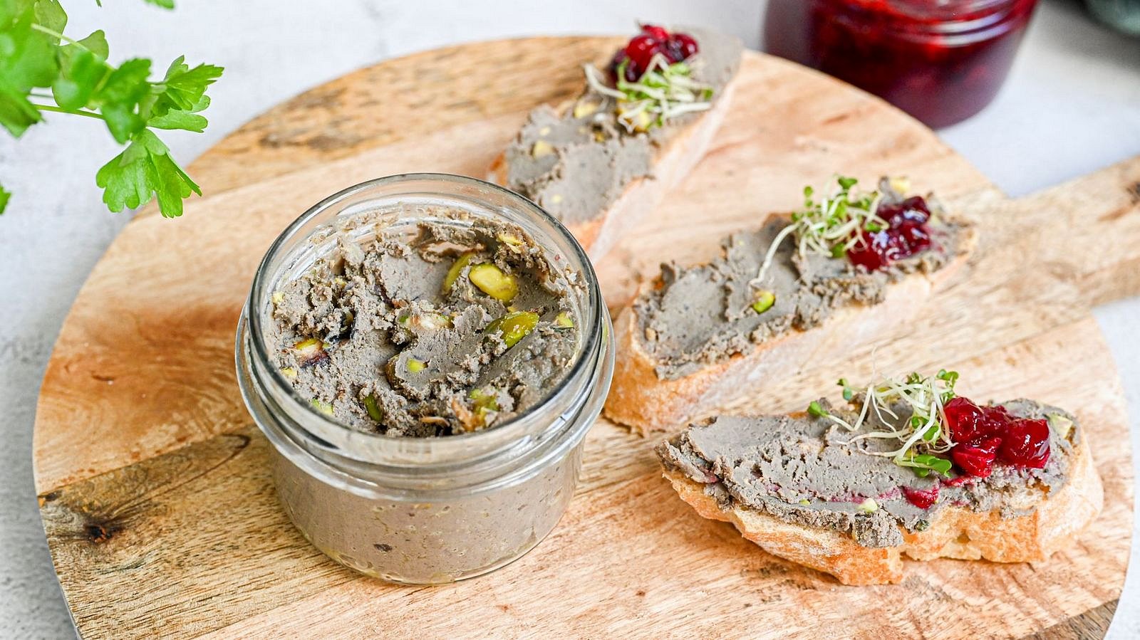 Kachní paštika na červeném víně