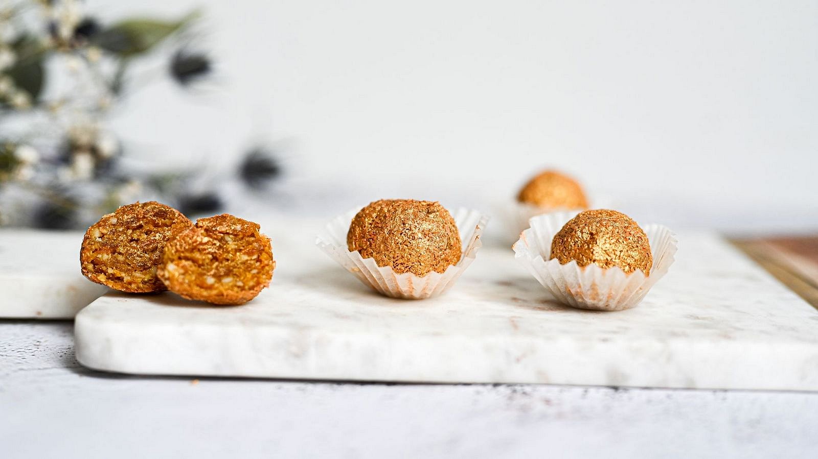 Mandlové kuličky - zlaté