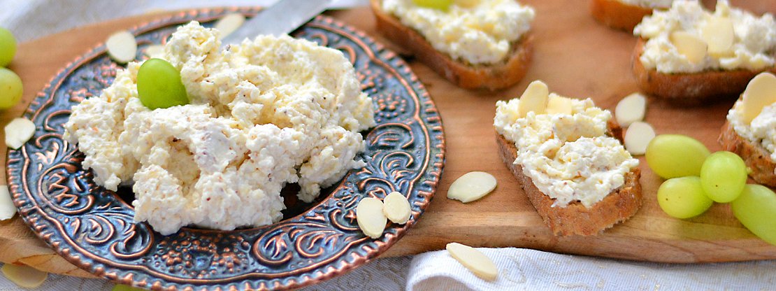 Sýrová jemná pomazánka