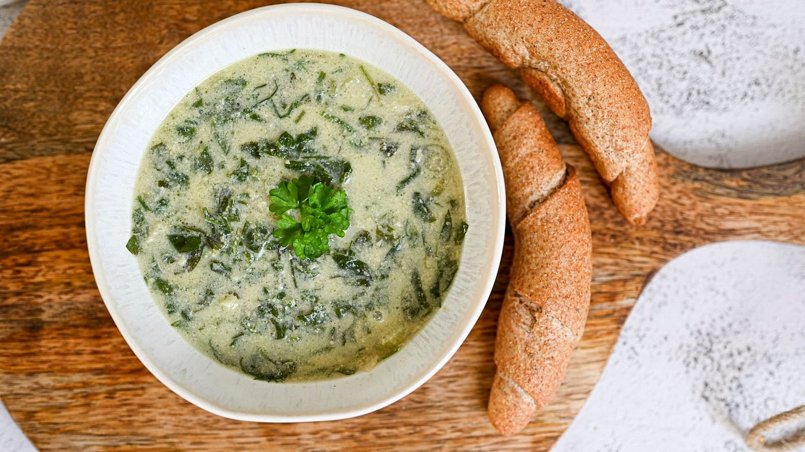 Jarní bylinková polévka