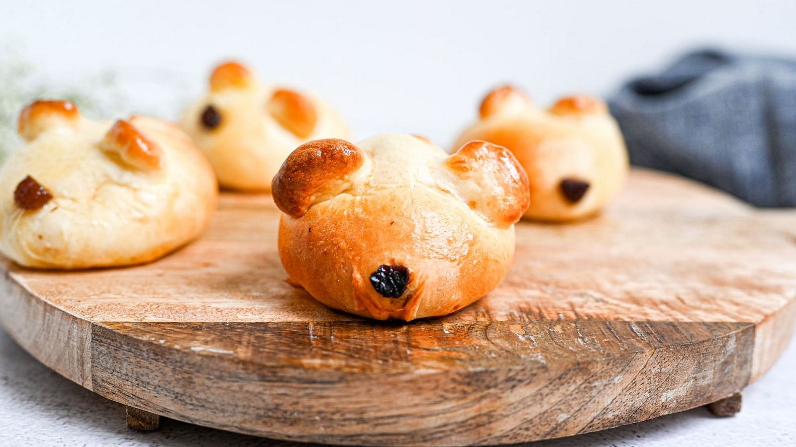 Kynuté myšky s tvarohem a rozinkami