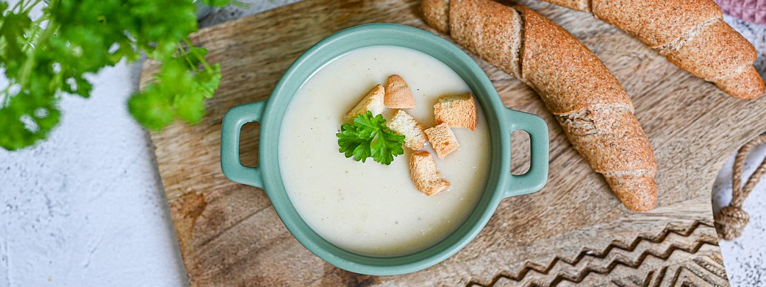 Celerovo-bramborová polévka