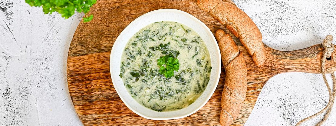 Jarní bylinková polévka