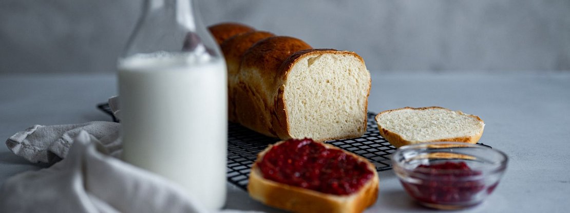 Mléčný chléb