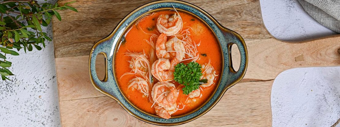 Thajská pikantní polévka s krevetami