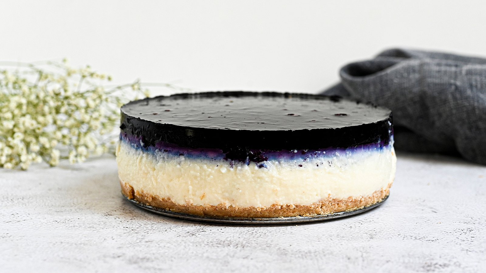 Borůvkový krupicový dort