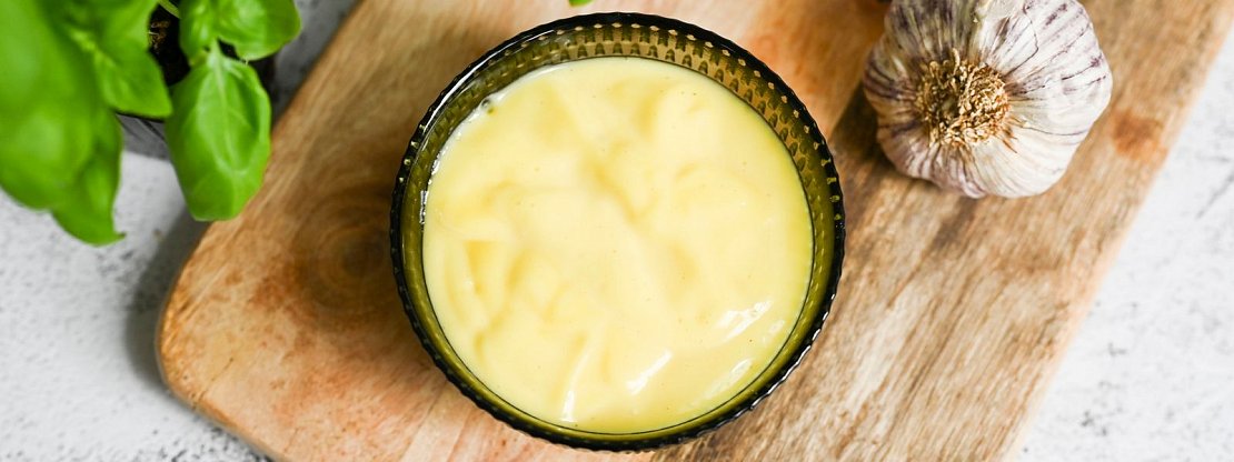 Česnekovo-majonézový dip
