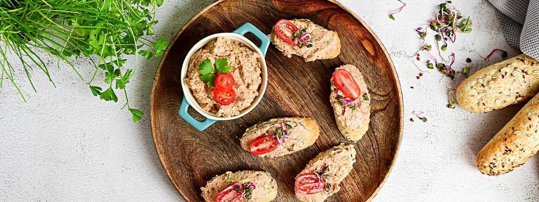 Pomazánka z vepřové konzervy