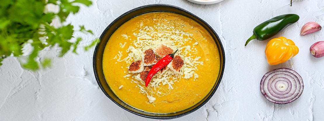 Kari polévka z červené čočky