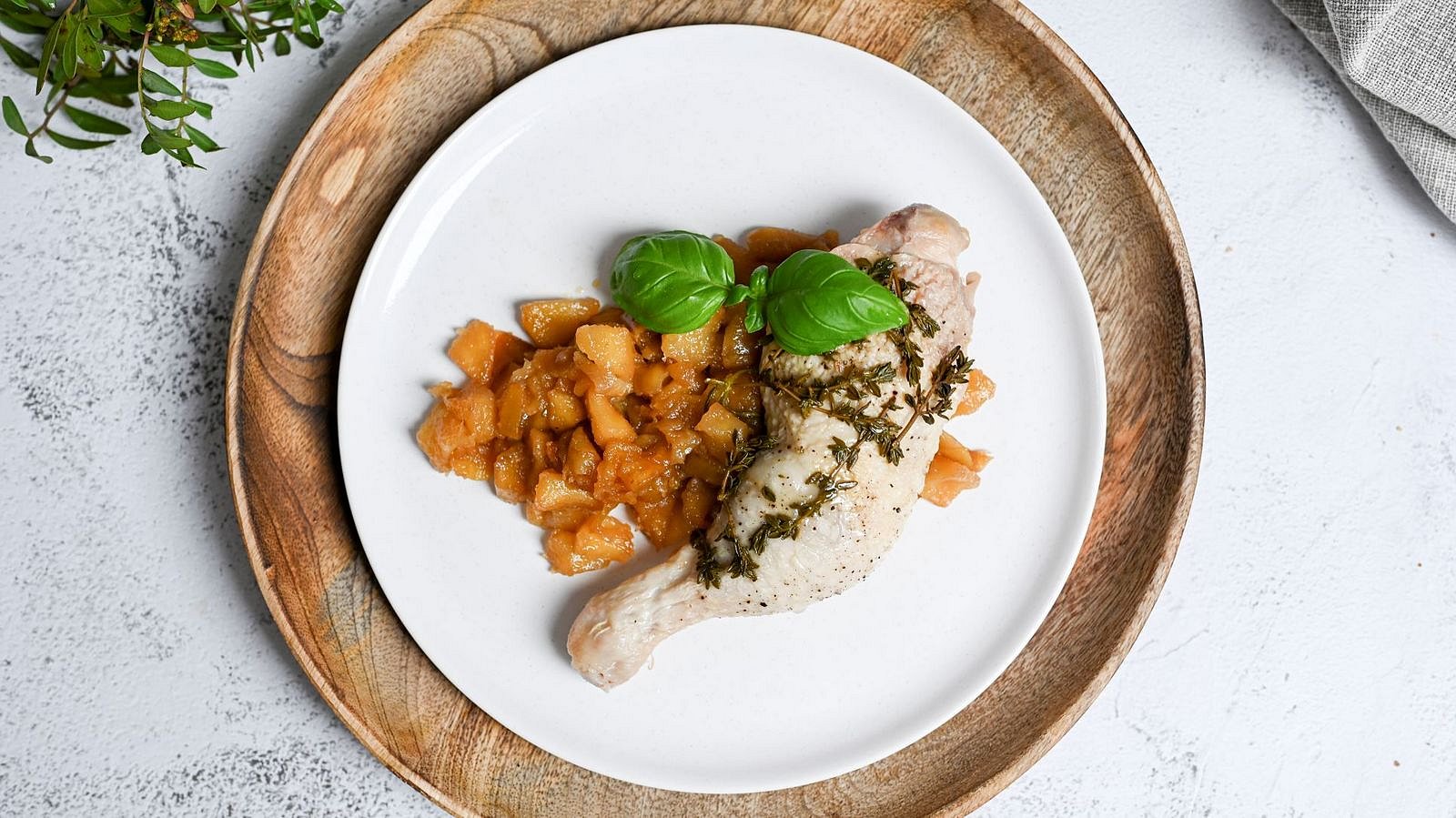 Kuřecí maso s karamelizovanými jablky