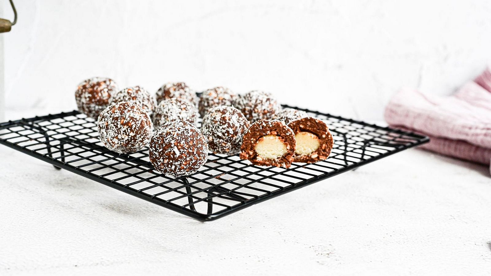 Rumové koule s marcipánem