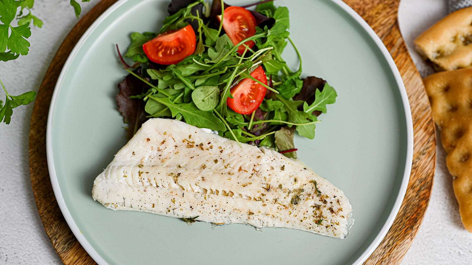 Candát s koprovým máslem