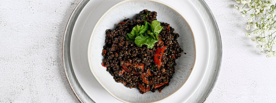 Salát z černé čočky