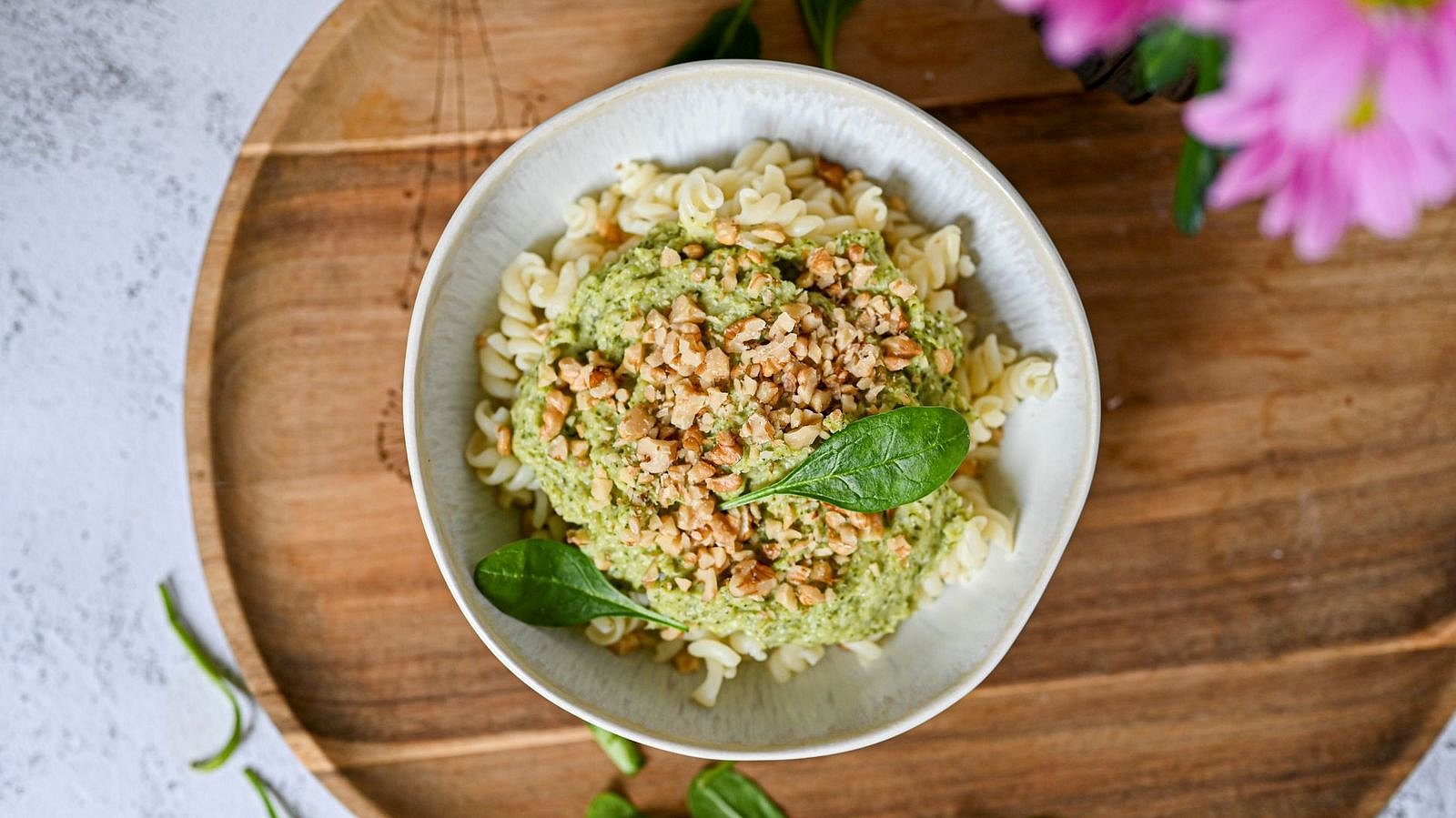 Těstoviny s brokolicovou omáčkou