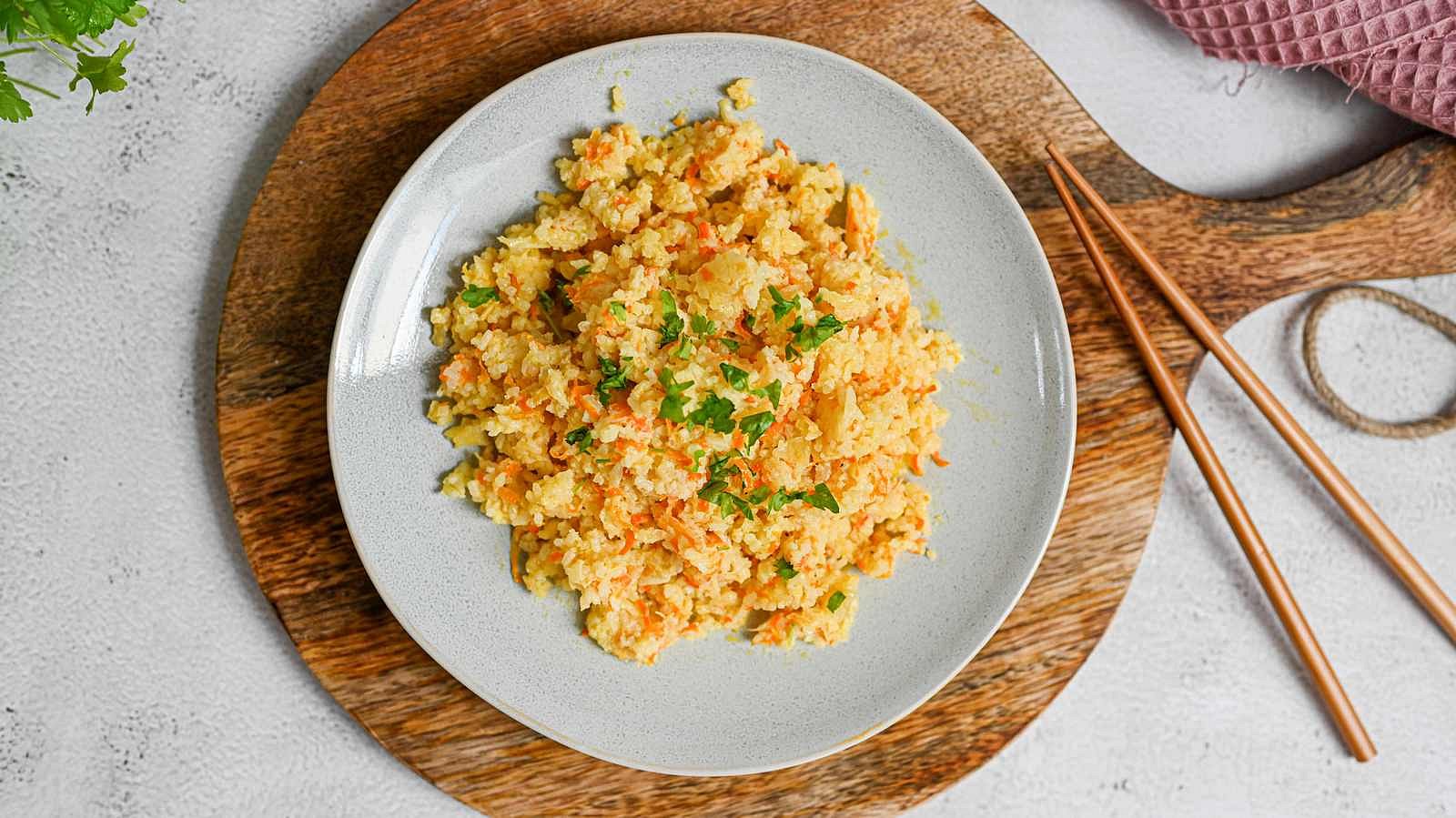 Smažená rýže s kořenovou zeleninou