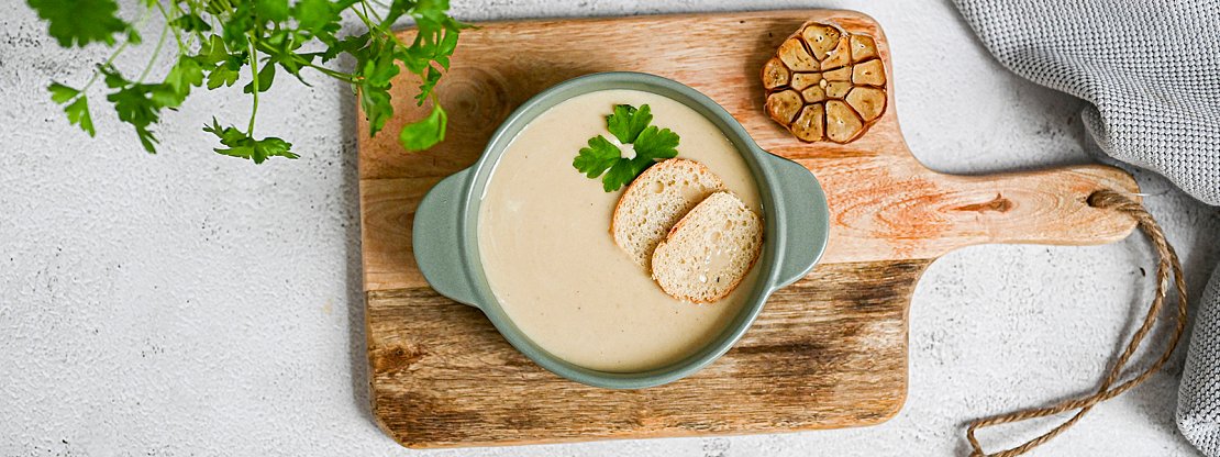 Krém z pečeného česneku