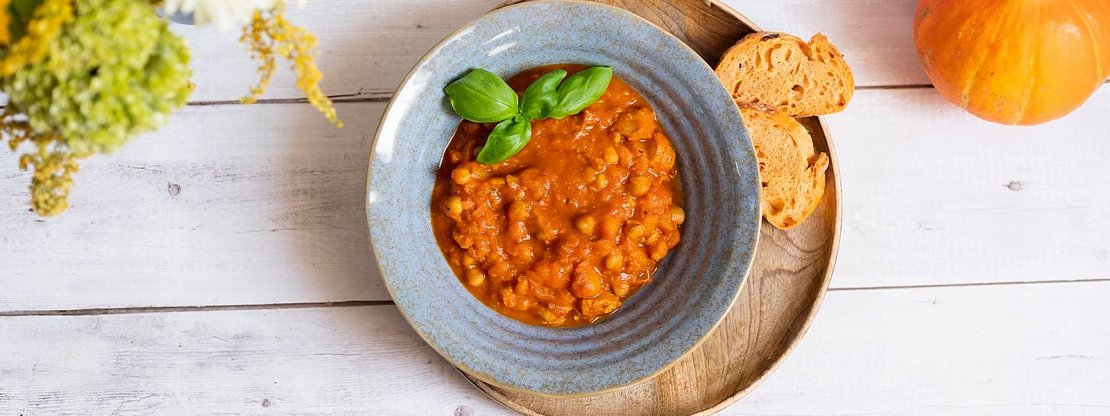 Dýňový guláš s cizrnou