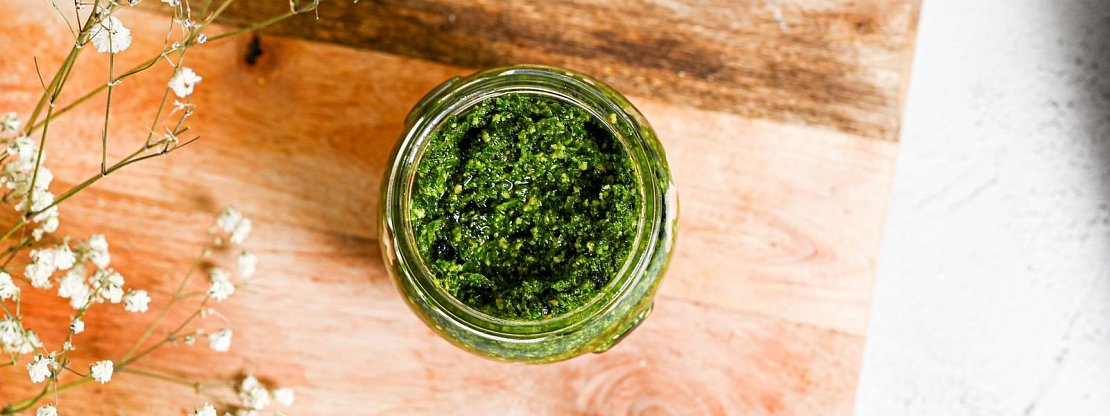 Pesto z medvědího česneku