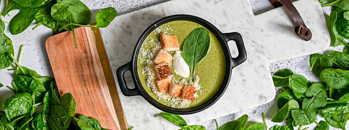 Polévka z čerstvého špenátu