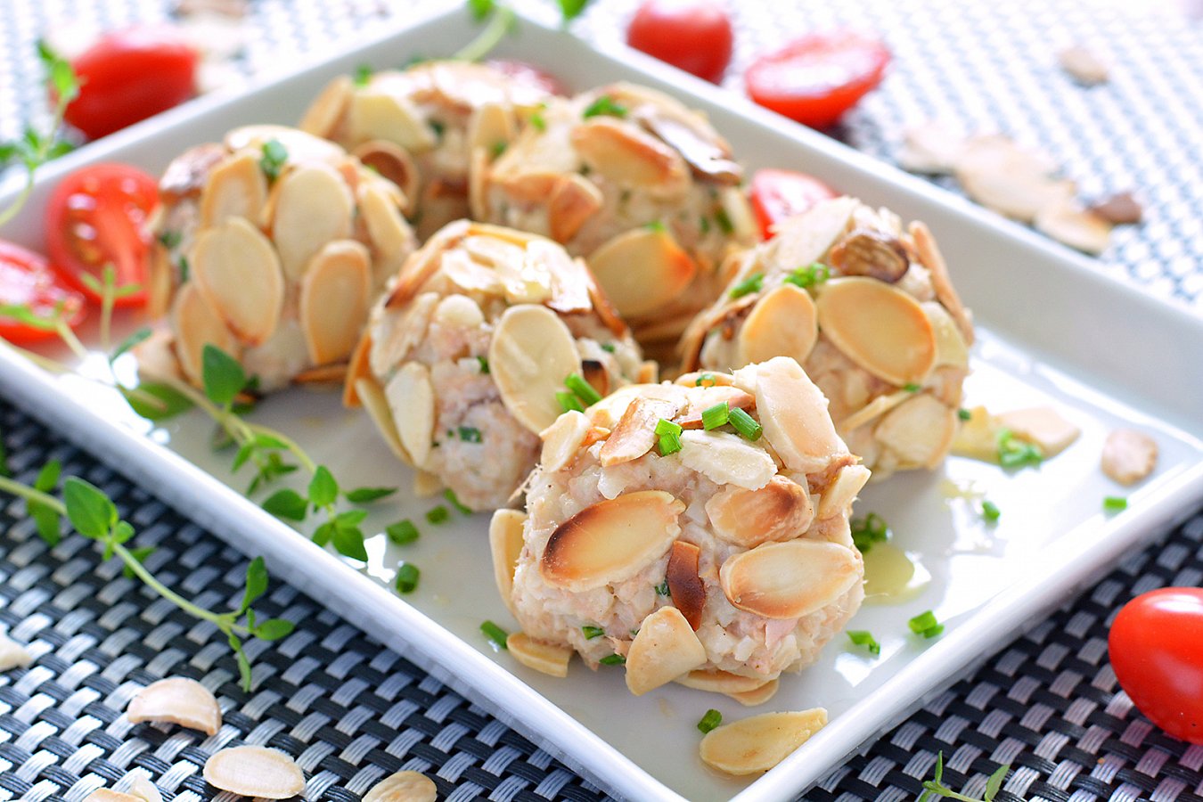 Tuňákové kuličky